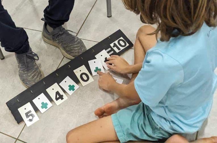Math exercise with number cards